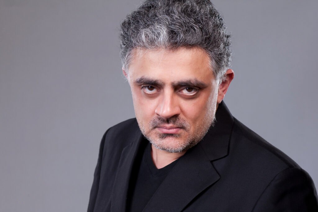 خبراء يحذرون من استيلاء اقتصادي خفي يهدد بانهيار الشركات المحلية أمام منصات التجارة العالمية